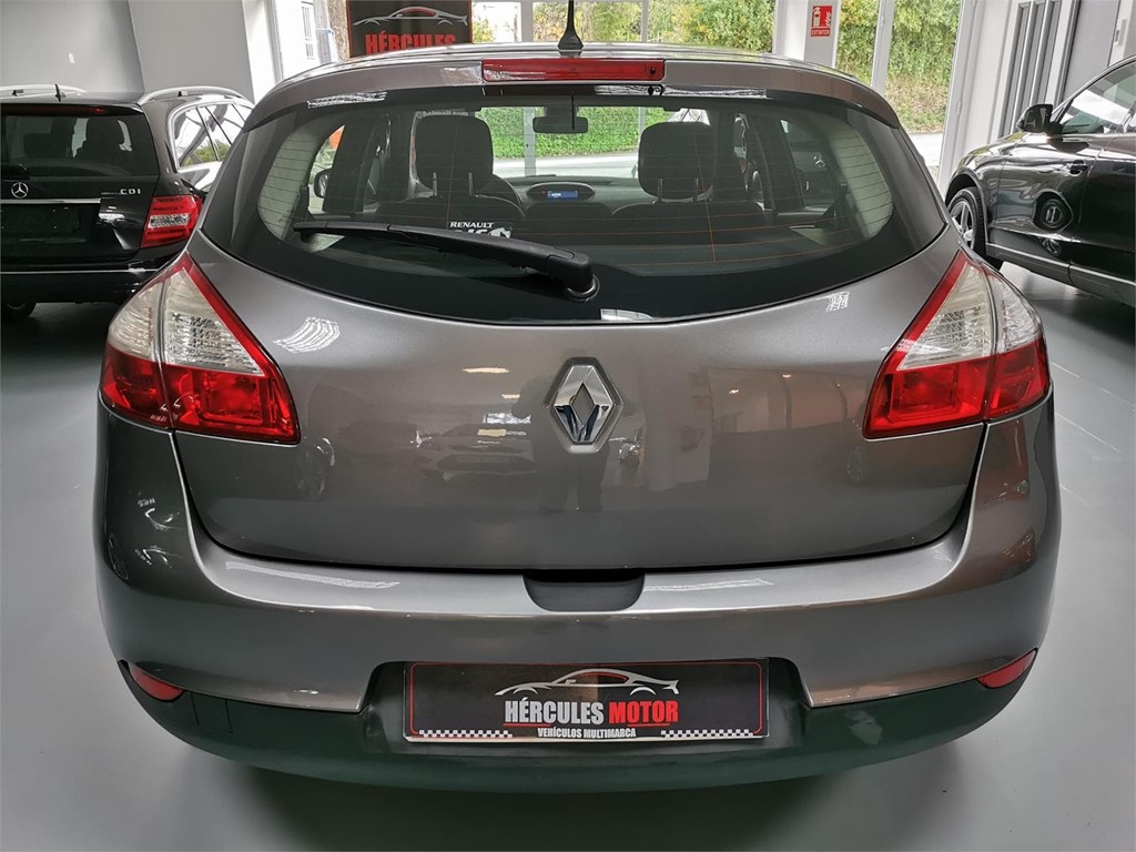 Foto 4 RENAULT - MEGANE 1.9 DCI DYNAMIQUE