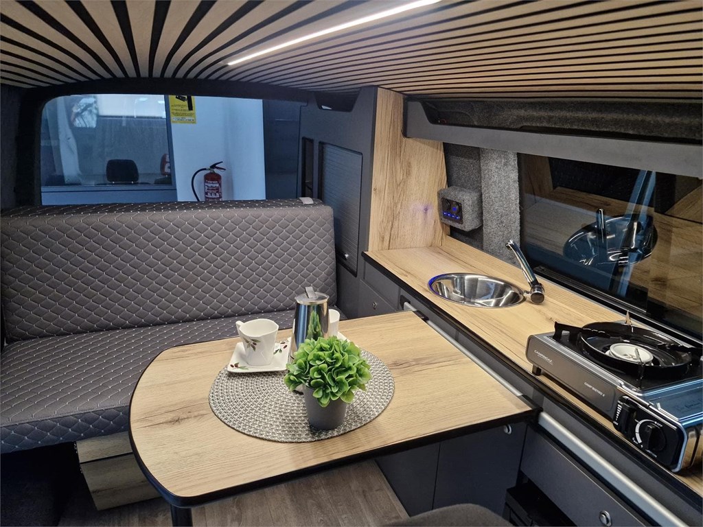 Foto 18 Volkswagen T6 CAMPER