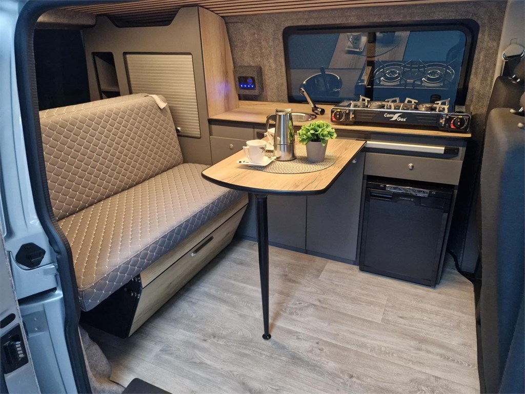 Foto 11 Volkswagen T6 CAMPER