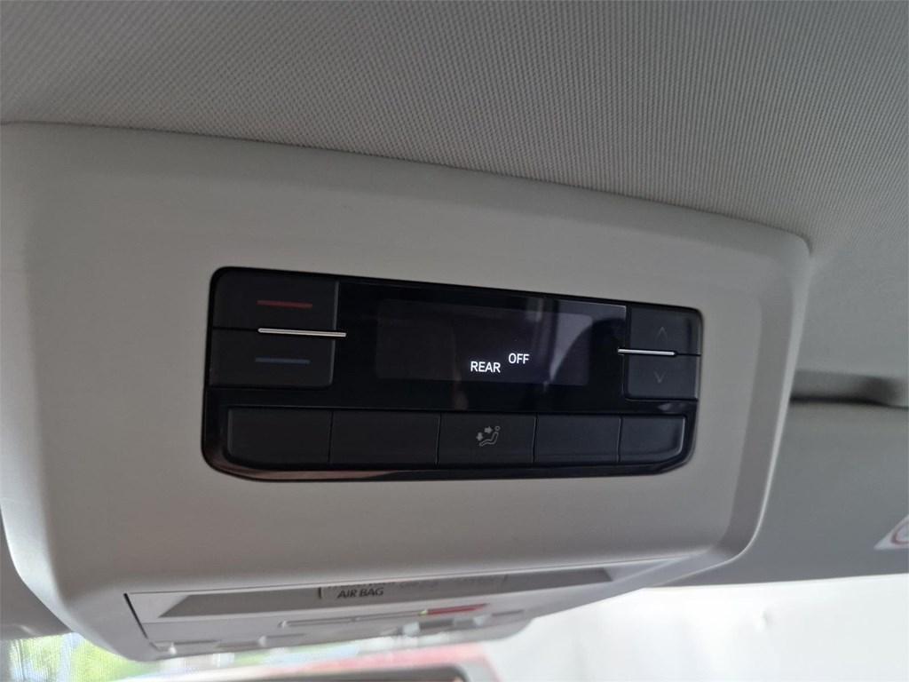 Foto 11 Volkswagen T6 Caravelle 