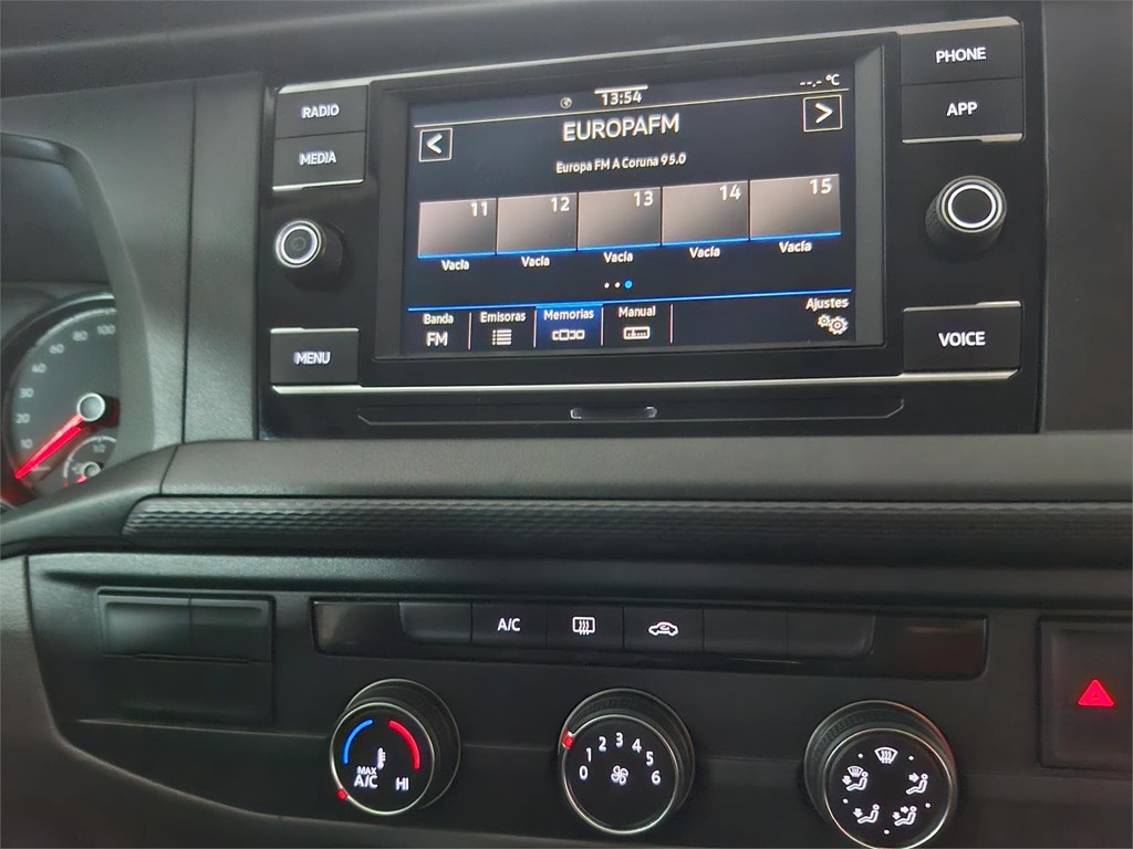 Foto 17 Volkswagen T6 caravelle